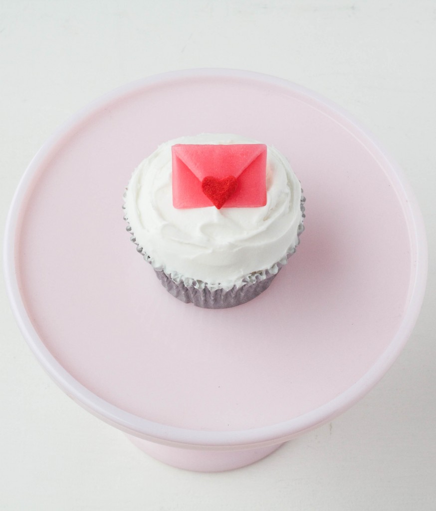 Airhead Valentine's Day Cupcakes | Erin Bakes