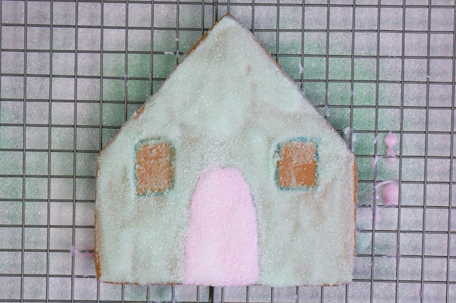 Adding Sanding Sugar to the Door | Erin Gardner | Erin Bakes