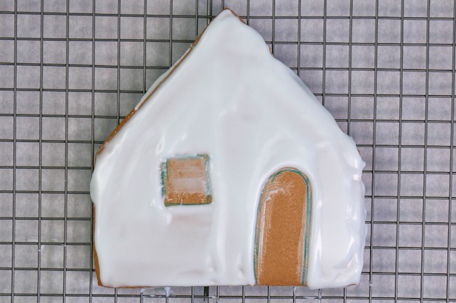 Icing Gingerbread House Panels | Erin Gardner | Erin Bakes