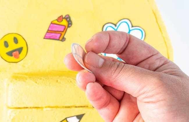 Peeling the Back off of a Sugar Sheet Patch | Erin Gardner | Erin Bakes