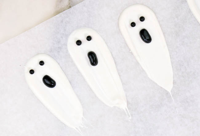 White Chocolate Brushstroke Ghosts | Erin Gardner | Erin Bakes